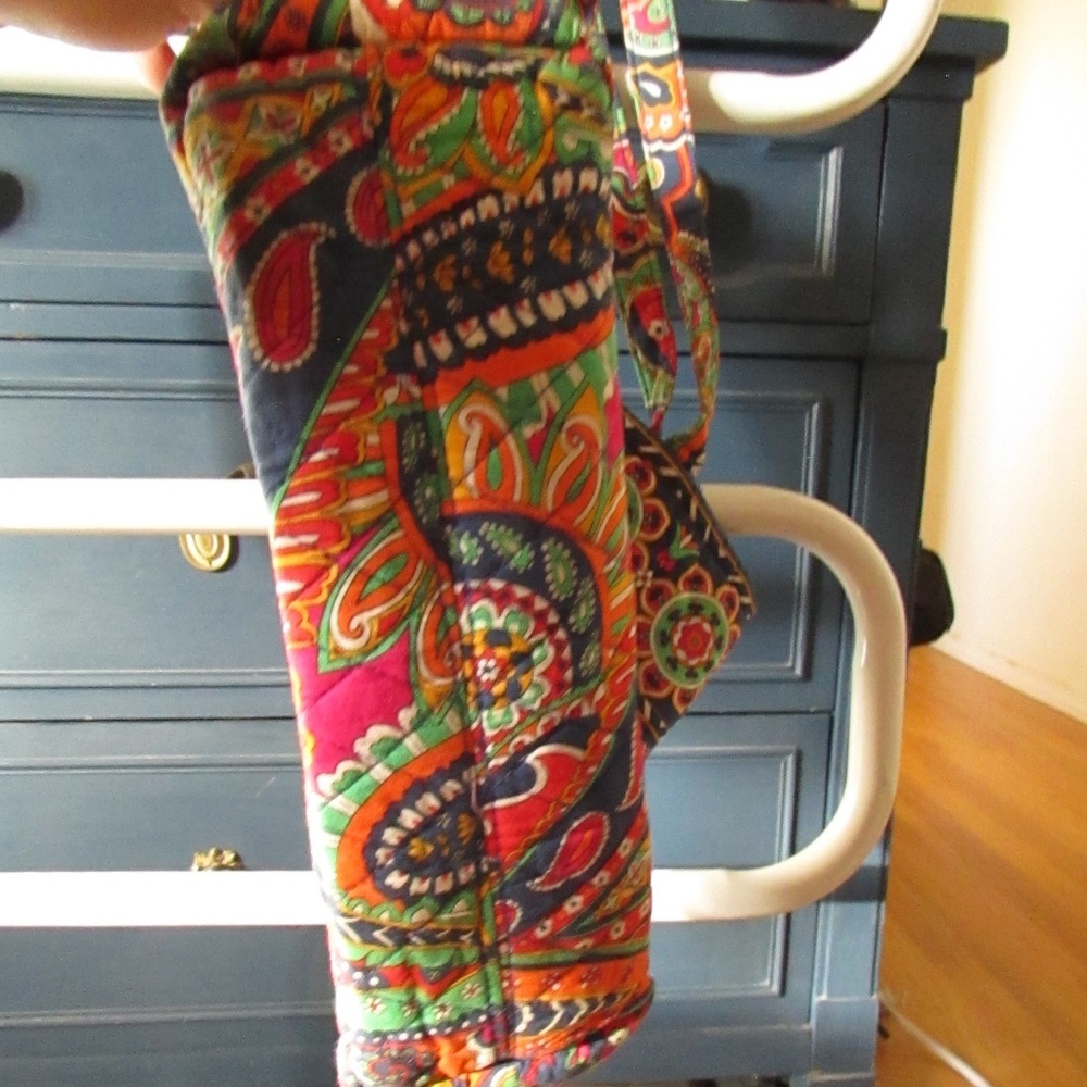 Vera Bradley in Venetian Paisley pattern Bag - Picture 6 of 7